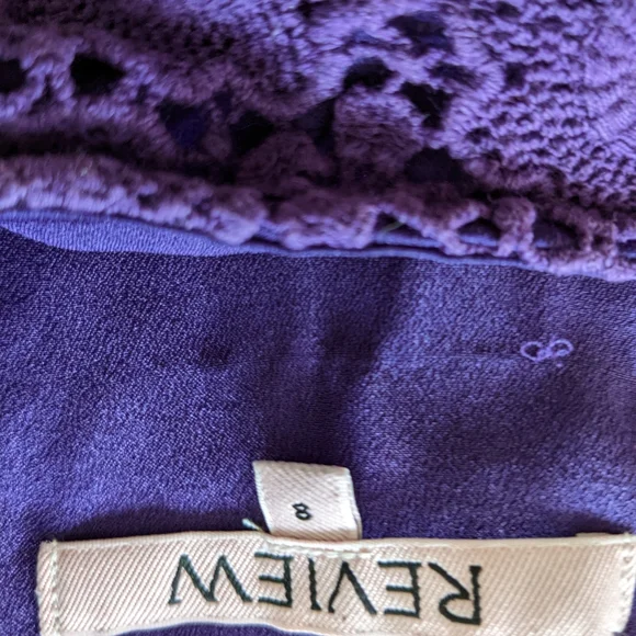 ✨Host Pick✨ Review Blouse with Lace Detailing Size 8 - Picture 5 of 5